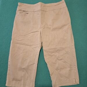 Women's Gloria Vanderbilt Gray Pull On Capris